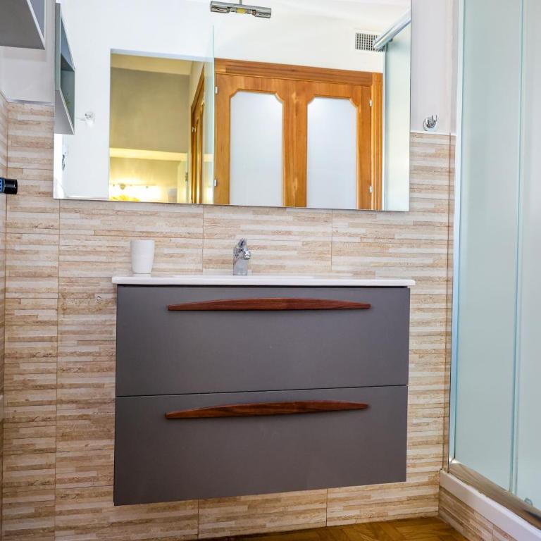 Villa Elisabetta - Camera Matrimoniale con Balcone (3 Adulti) - 29