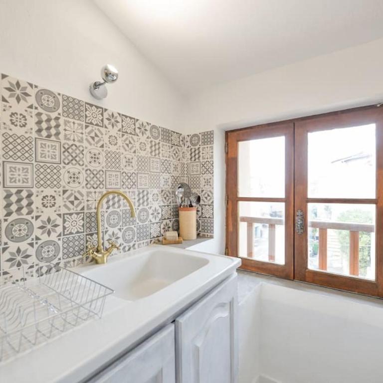 LE PETIT BATEAU - NEW cosy/charming studio/mezzanine for 3 - AC/WIFI - One-Bedroom Apartment - 11