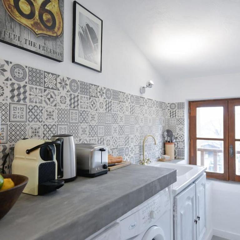 LE PETIT BATEAU - NEW cosy/charming studio/mezzanine for 3 - AC/WIFI - One-Bedroom Apartment - 15
