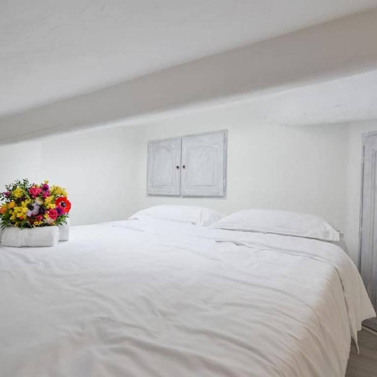 LE PETIT BATEAU - NEW cosy/charming studio/mezzanine for 3 - AC/WIFI - One-Bedroom Apartment - 19