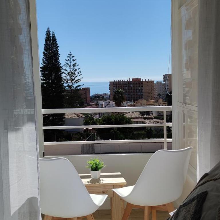 Estudio con Aire acondicionado - Apartamento de 1 dormitorio - 2