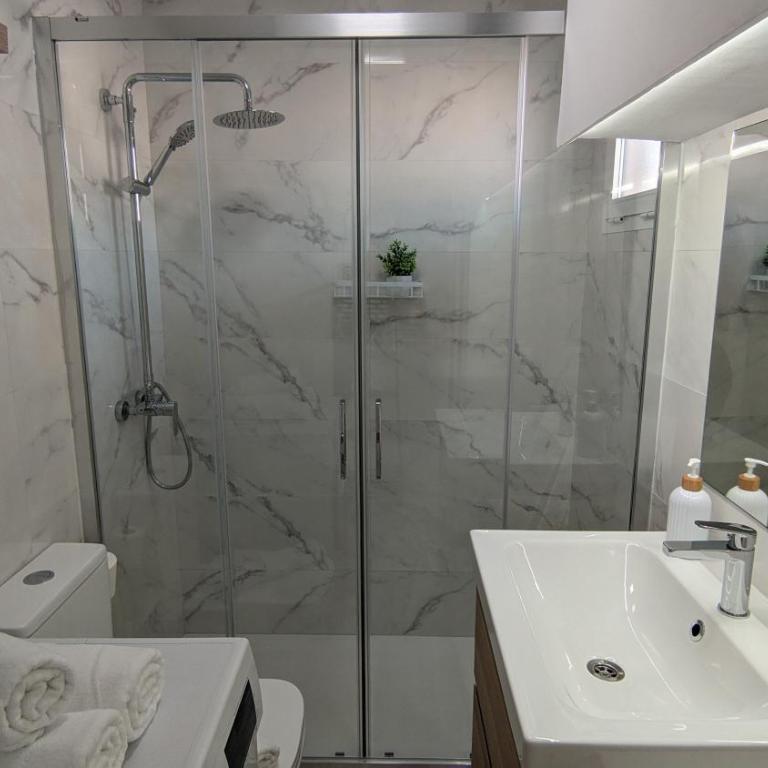 Estudio con Aire acondicionado - Apartamento de 1 dormitorio - 10