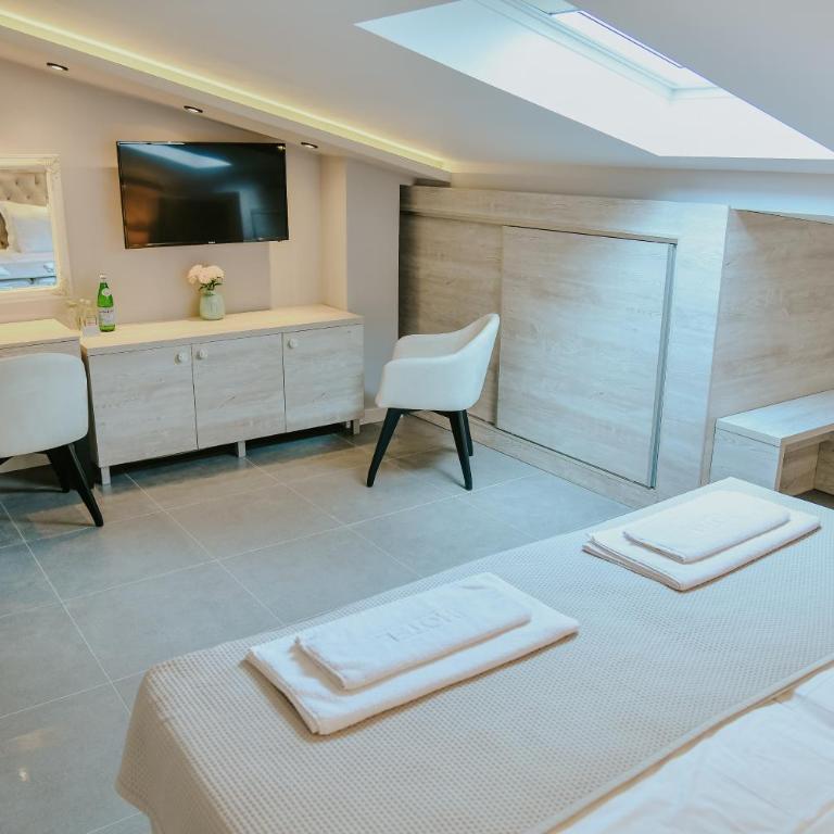 Vazdušna Banja - Deluks Dvokrevetna Soba sa Bračnim Krevetom/Zasebnim Krevetima - 30