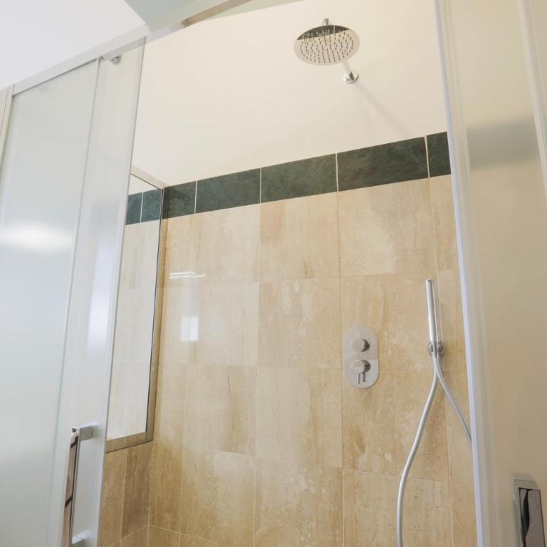 [Urban Elegance] Central Station w/Private Garage - Appartamento con 3 Camere da Letto - 19