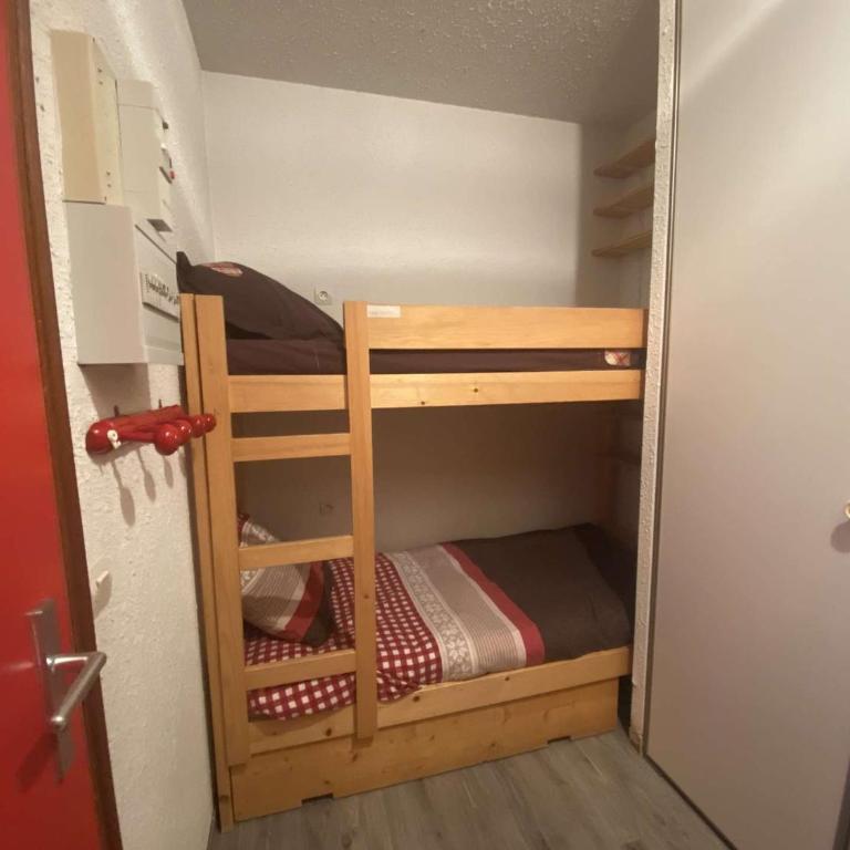 Appartement rénové cosy avec piscine, pour 4 personnes, proche des pistes et du village. - Appartement 1 Chambre - 5
