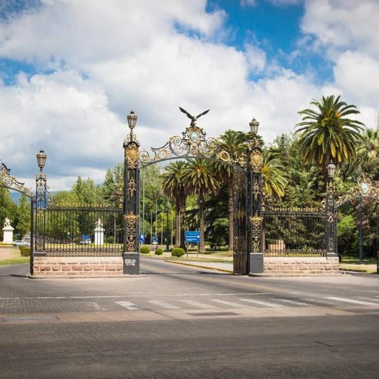 Departamento Luminoso a estrenar en Mendoza - Apartamento de 1 dormitorio - 4