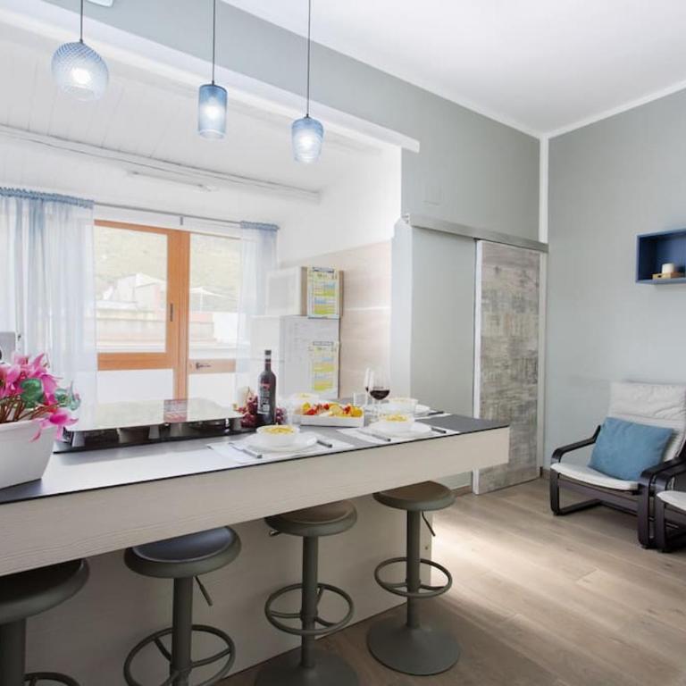 A 2 passi dal castello ,appartamento con veranda - Appartamento con 2 Camere da Letto - 5