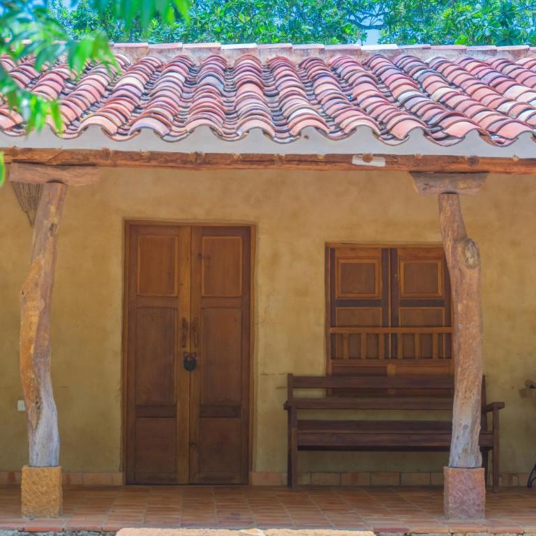 Hotel Hacienda Macedonia - Triple Room - 5