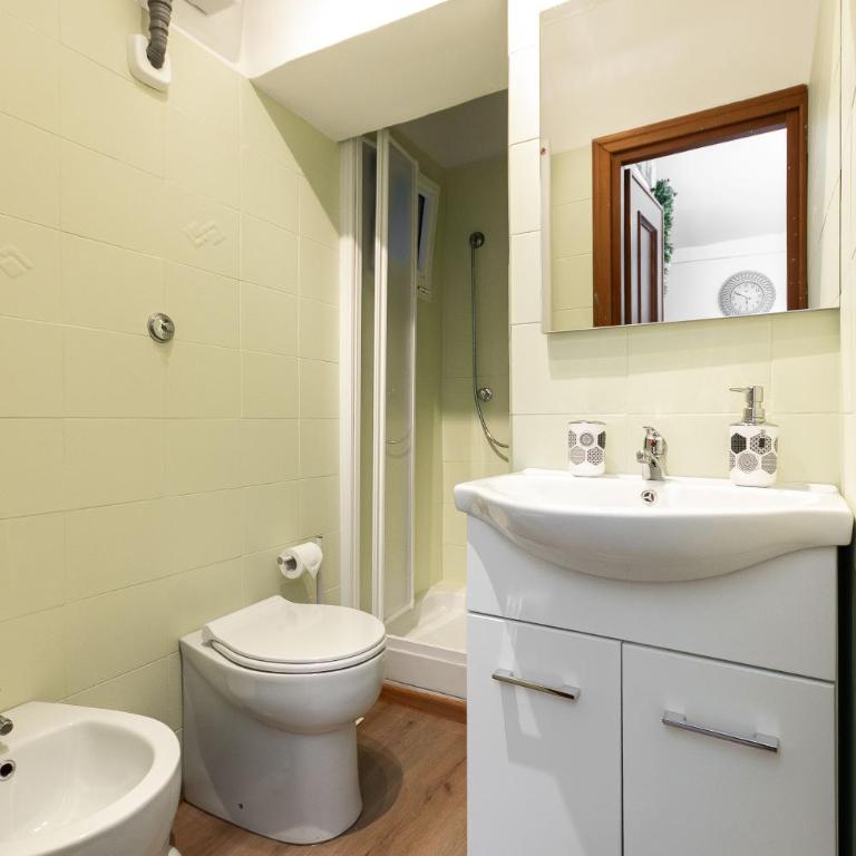 15 min CENTRO e Stazione Ferroviaria - One-Bedroom Apartment - 16