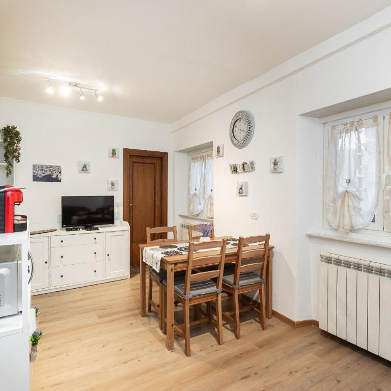 15 min CENTRO e Stazione Ferroviaria - One-Bedroom Apartment - 10