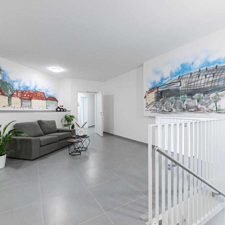 Grazora Living Apartments - Deluxe Doppelzimmer mit Balkon - 4