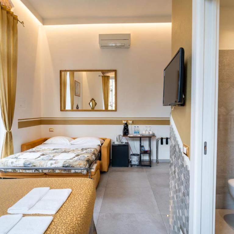 Teresa Rooms & Suites - Junior Suite with Balcony - 3
