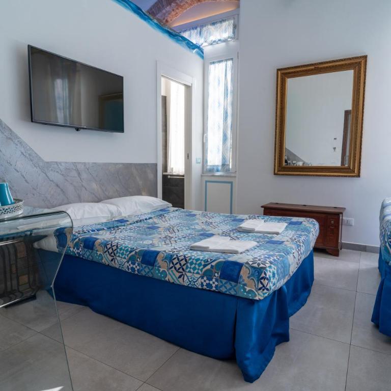 Teresa Rooms & Suites - Family Suite - 1