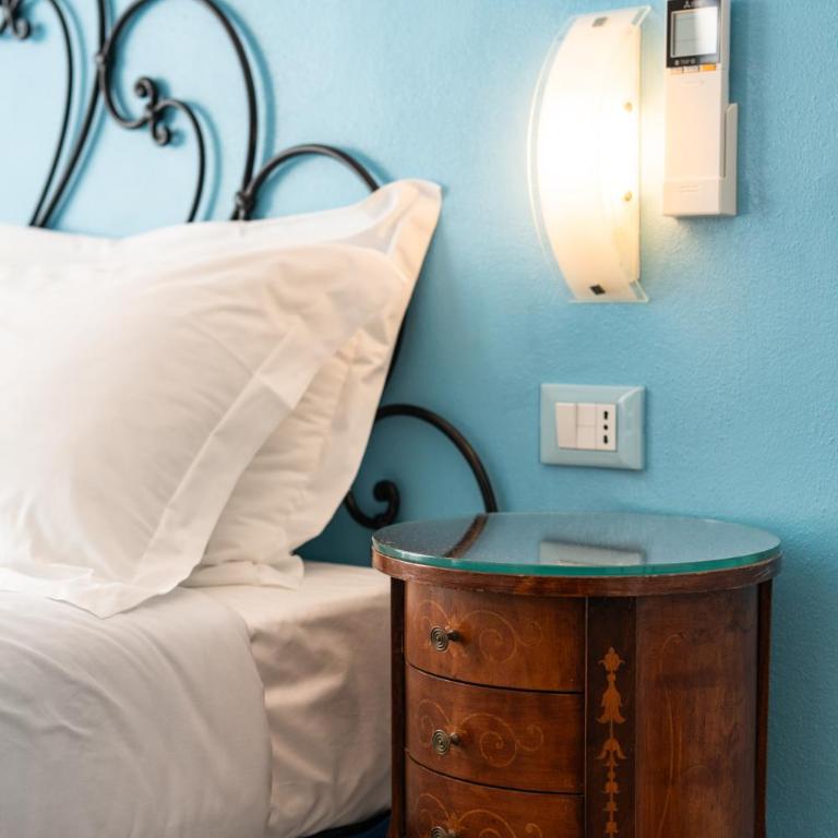 Teresa Rooms & Suites - Family Suite - 12