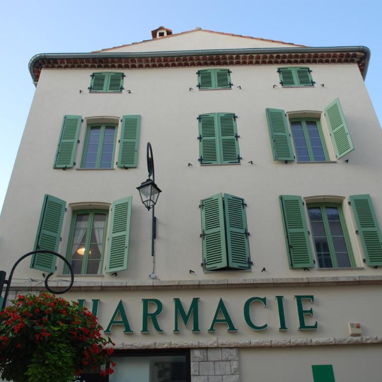 SORTIE 44 - NEWLY renovated 1 bedroom, center of old Antibes - One-Bedroom Apartment - 34