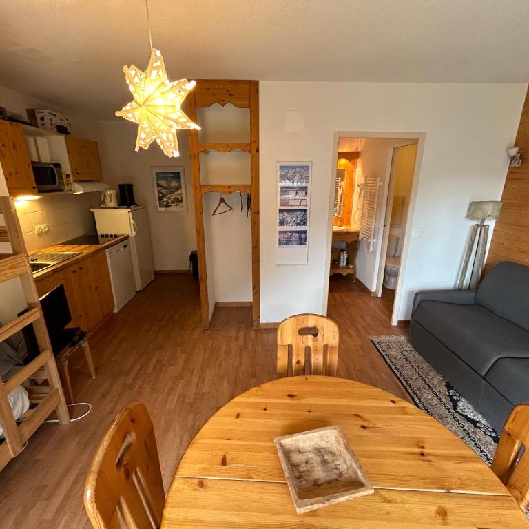 Studio 4 personnes Orelle 3 Vallées - Spa & Piscine - Apt 005 - Studio - 5