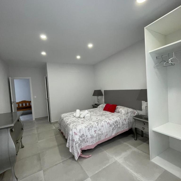 Casa amplia ideal en pleno centro del casco histórico de Almuñecar - Apartamento - 6
