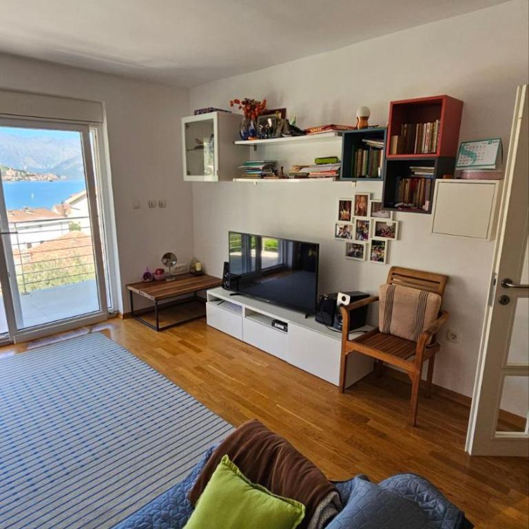 2BR sea view apartment in Kotor! - One-Bedroom Apartment - 14