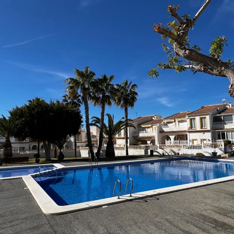 Casa Del Sol - Three-Bedroom Apartment - 27