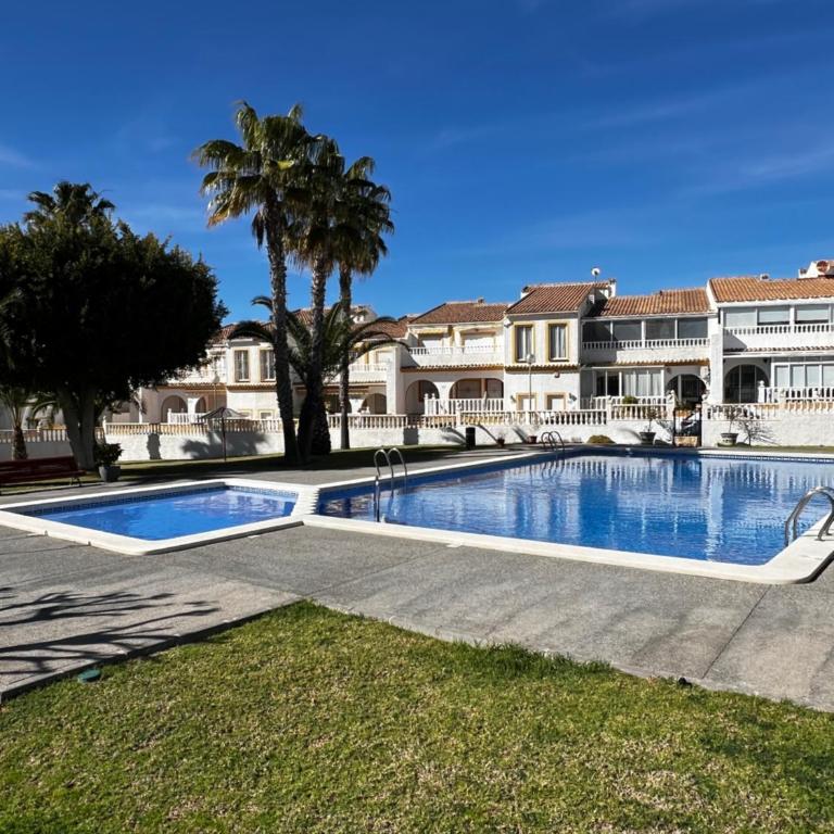 Casa Del Sol - Three-Bedroom Apartment - 29