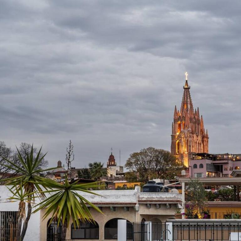 Casa Regina, Stylish 3BR Home in Centro with Rooftop & Jacuzzi - Villa de 3 dormitorios - 46