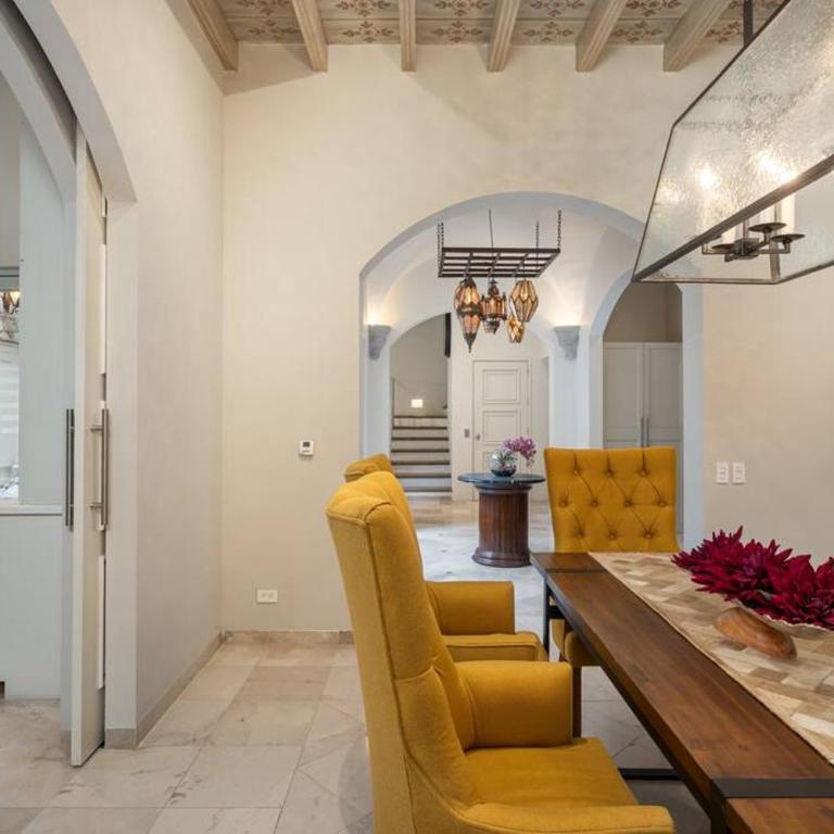 Casa Regina, Stylish 3BR Home in Centro with Rooftop & Jacuzzi - Villa de 3 dormitorios - 14