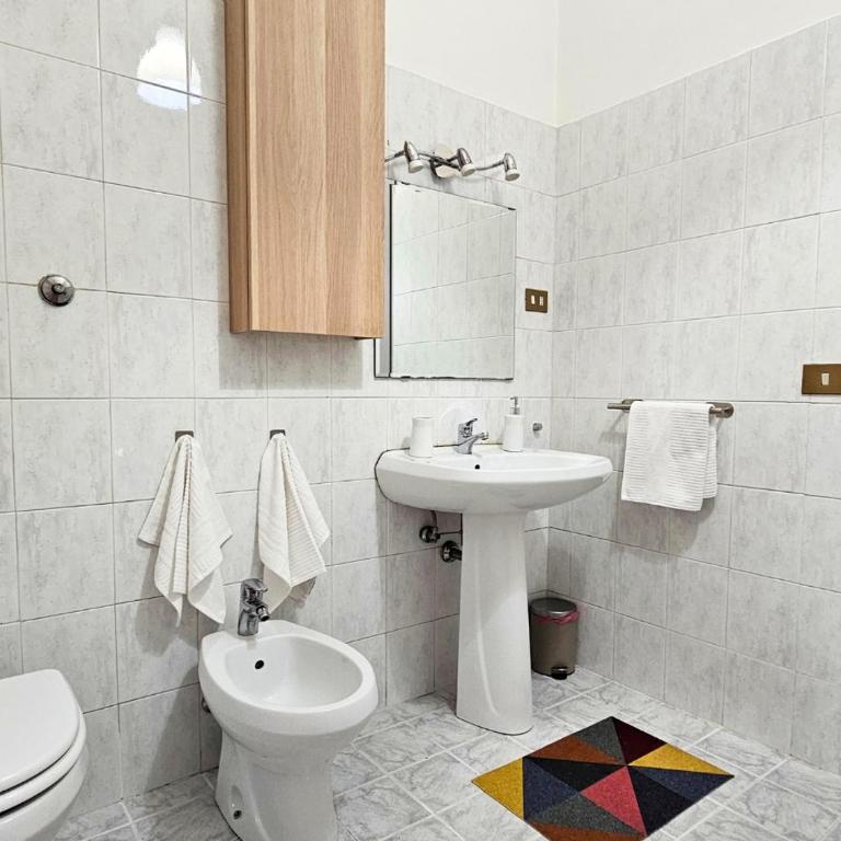 Urban Street Apartment Roma - Two-Bedroom Apartment - 25