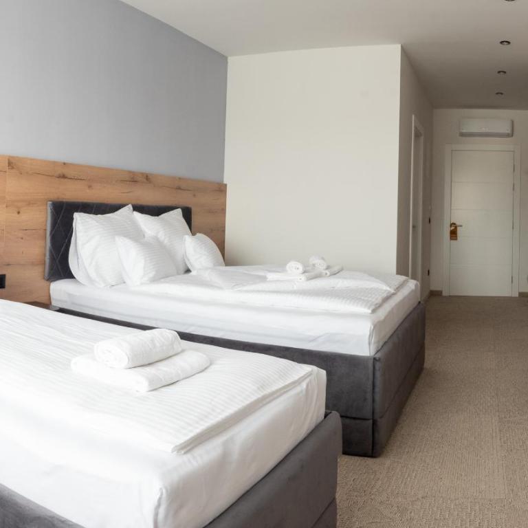 Hotel Sistems - Trokrevetna Soba - 3