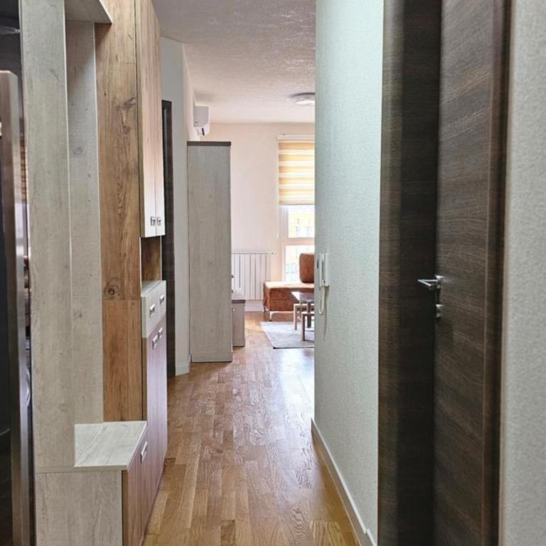 Prestige Bulevar Sarajevo - One-Bedroom Apartment - 22
