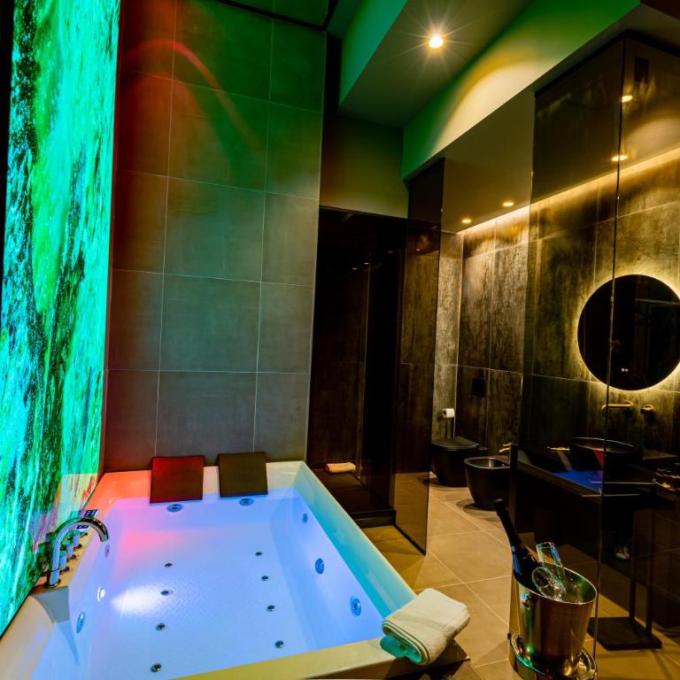 GOLD SUITE&SPA - Camera King Deluxe - 16