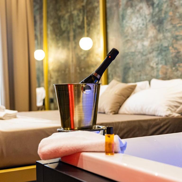 GOLD SUITE&SPA - Camera Queen Deluxe - 6
