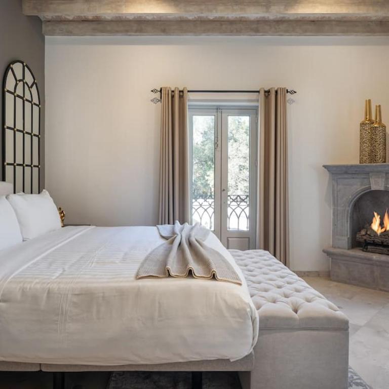 Casa Regina, Stylish 3BR Home in Centro with Rooftop & Jacuzzi - Villa de 3 dormitorios - 25