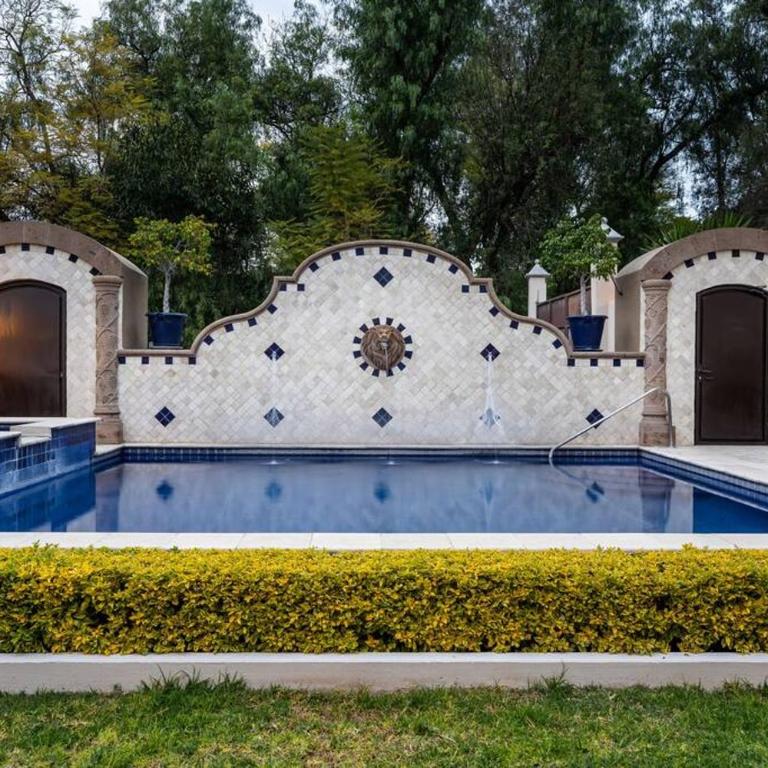 Casa Lu, Modern 3BR Home in Centro with Private Rooftop - Three-Bedroom Villa - 1