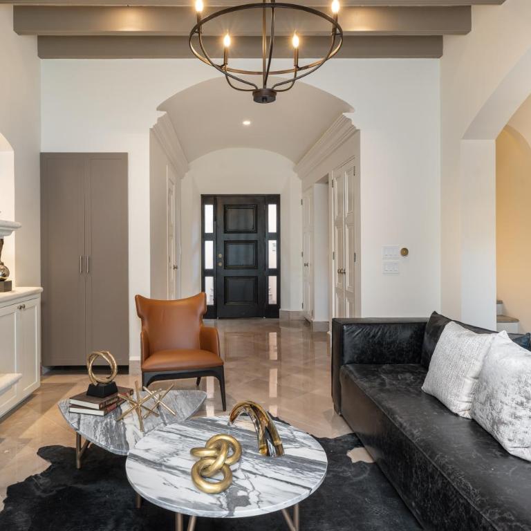 Casa Lu, Modern 3BR Home in Centro with Private Rooftop - Three-Bedroom Villa - 9