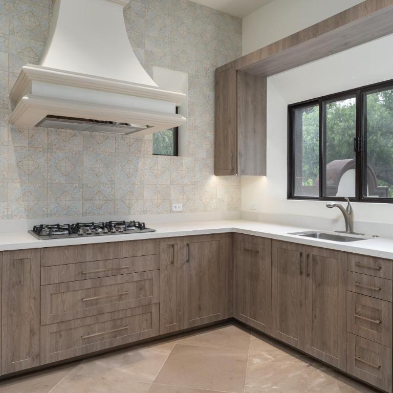 Casa Lu, Modern 3BR Home in Centro with Private Rooftop - Three-Bedroom Villa - 14