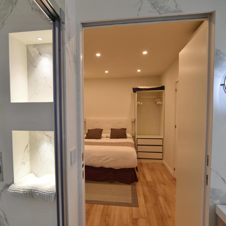 Ático Panorama Catedral - Two-Bedroom Apartment with Balcony and Terrace - 62