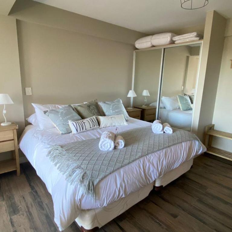 Nilay Bariloche Apart - Estudio con sofá cama - 8