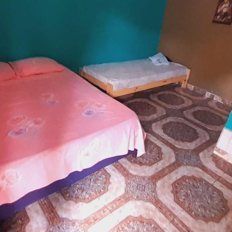 Hostel Loli - Habitación Doble Pequeña - 9