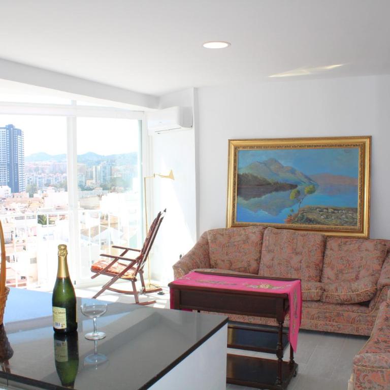 4BR Malaga Centro Semana Santa Summer AC Every Room TR Award 2026 - Apartamento de 4 dormitorios con balcón - 34