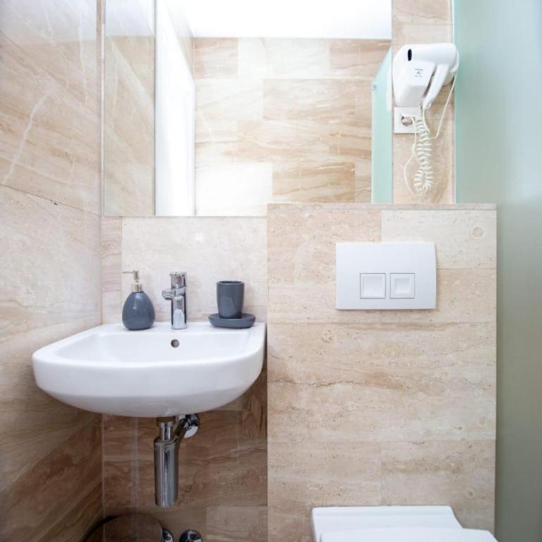 Tre Canne Lux Apartment - Apartment with Balcony - 21