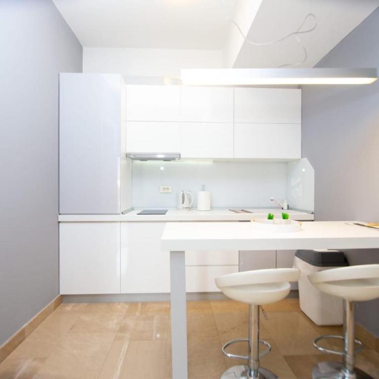 Tre Canne Lux Apartment - Apartment with Balcony - 10