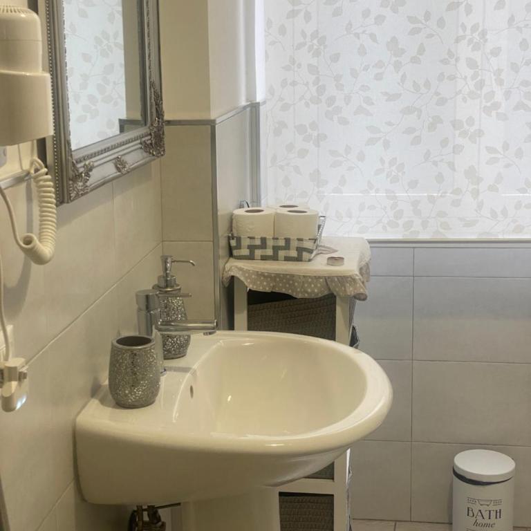 Few Steps from Vatican City - Appartamento con 2 Camere da Letto - 43