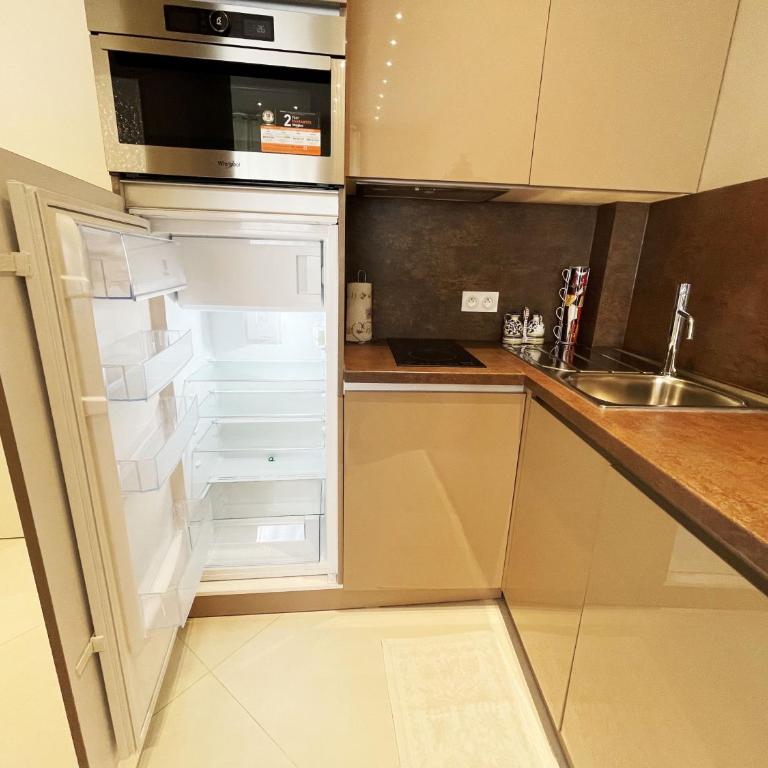 Ezevacances Studio Capuccino vue mer 5 mn plage 7 mn gare Wifi - Studio with Sea View - 58