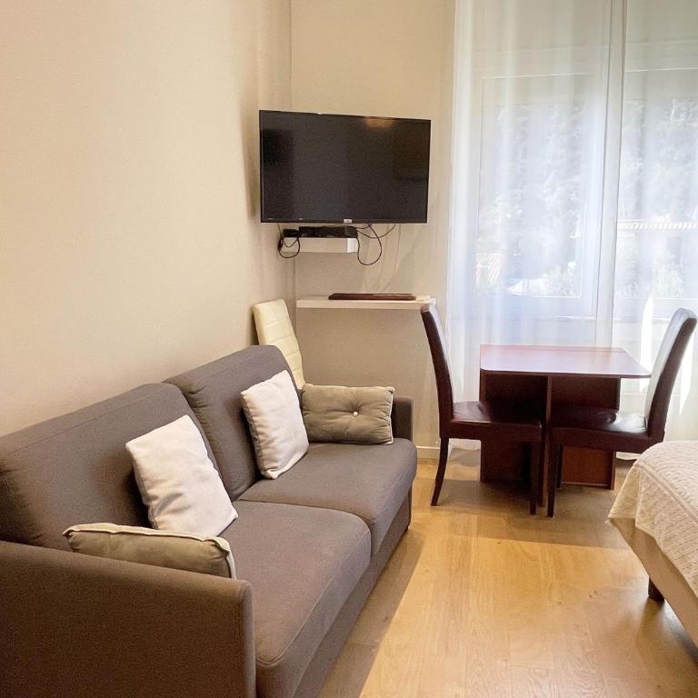 Ezevacances Studio Capuccino vue mer 5 mn plage 7 mn gare Wifi - Studio with Sea View - 80