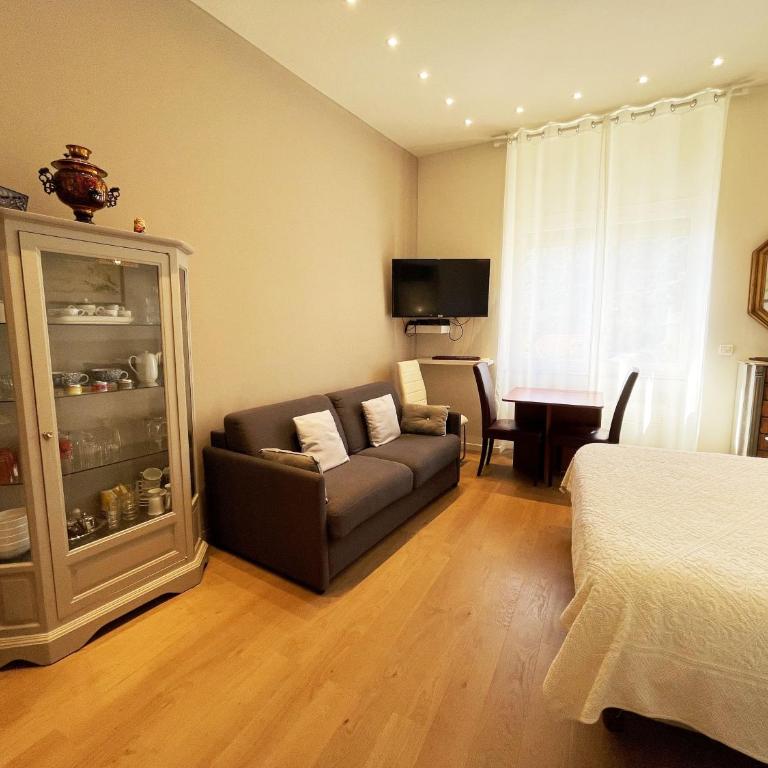 Ezevacances Studio Capuccino vue mer 5 mn plage 7 mn gare Wifi - Studio with Sea View - 45