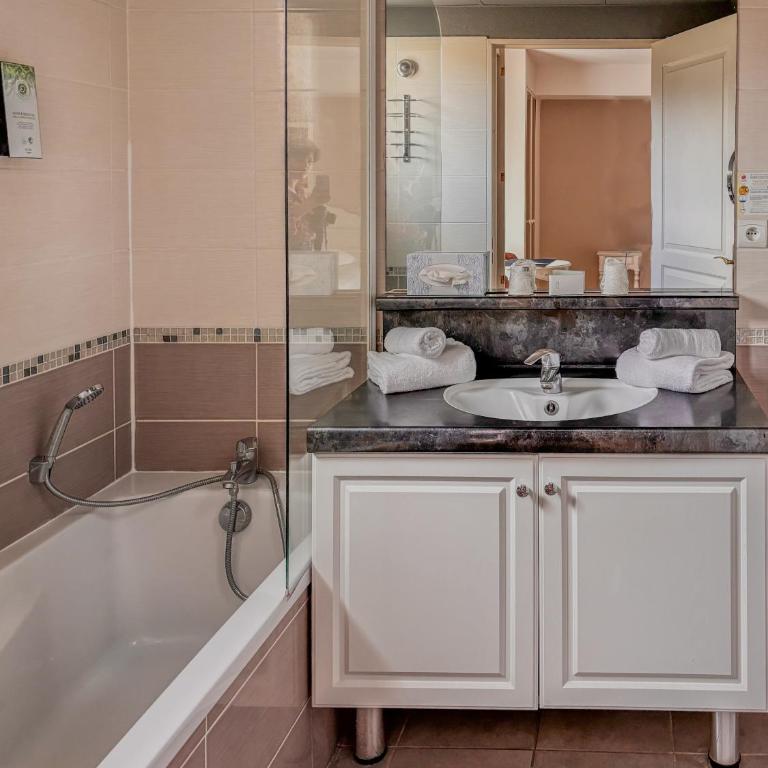 Tulip Inn Honfleur Residence & Spa - Studio Deluxe - 2