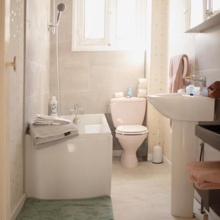 Spa , jardin 250m2 et appartement cosy de 60 m2 au centre - Appartement 1 Chambre - 9