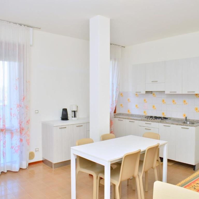 Spacious flat with fireplace terrace - Appartamento - 2