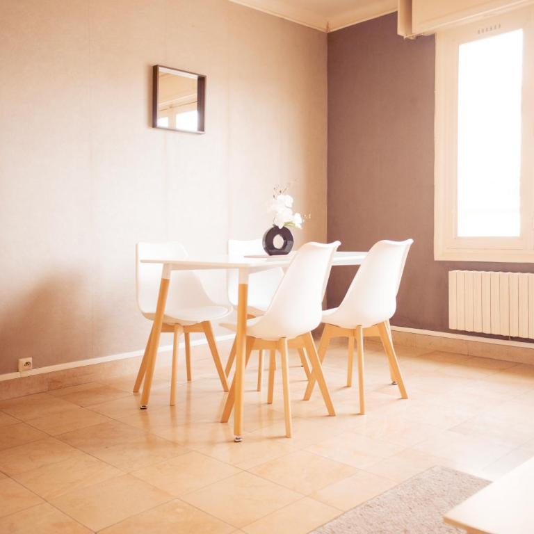 Spa , jardin 250m2 et appartement cosy de 60 m2 au centre - Appartement 1 Chambre - 10