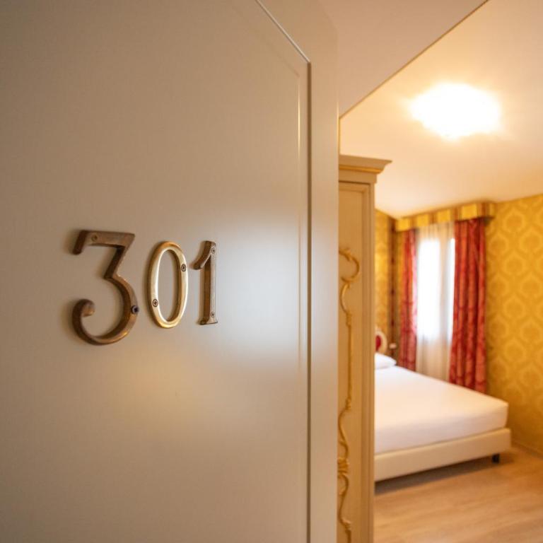 Duomo Boutique Hotel - Camera Deluxe - 7